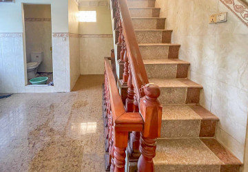 351 Sqm Land with Warehouse For Rent - Samraong Kraom, Phnom Penh thumbnail