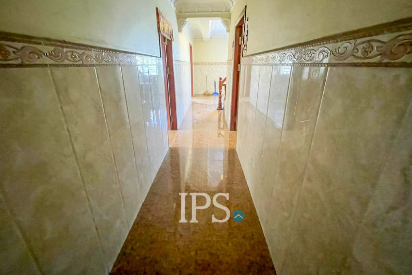 351 Sqm Land with Warehouse For Rent - Samraong Kraom, Phnom Penh