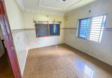 351 Sqm Land with Warehouse For Rent - Samraong Kraom, Phnom Penh thumbnail