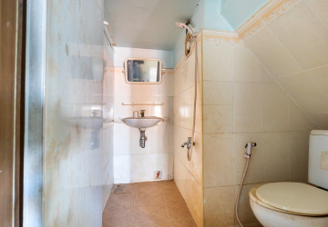 4 Bedroom Shophouse For Rent - Svay Dangkum, Siem Reap thumbnail