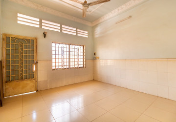 4 Bedroom Shophouse For Rent - Svay Dangkum, Siem Reap thumbnail