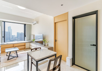 1 Bedroom Condo For Rent - The Pinnacle, Tonle Bassac, Phnom Penh thumbnail