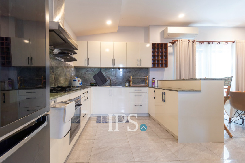 4 Bedroom House For Sale - Borey Tourism, Kandaek, Prasat Bakong, Siem Reap