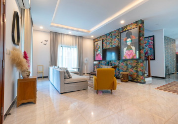 4 Bedroom House For Sale - Borey Tourism, Kandaek, Prasat Bakong, Siem Reap thumbnail