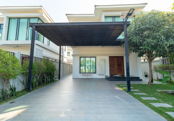 4 Bedroom House For Sale - Borey Tourism, Kandaek, Prasat Bakong, Siem Reap thumbnail