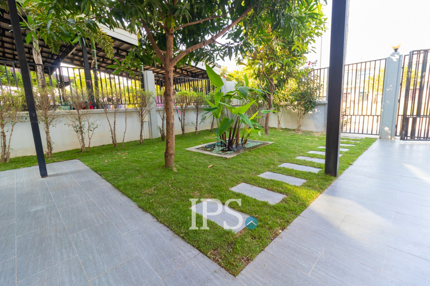 4 Bedroom House For Sale - Borey Tourism, Kandaek, Prasat Bakong, Siem Reap