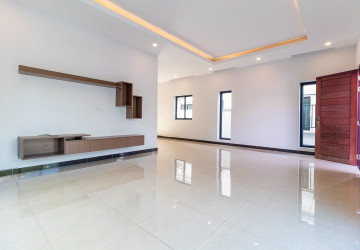 4 Bedroom House For Rent - Borey Tourism, Kandaek, Prasat Bakong, Siem Reap thumbnail