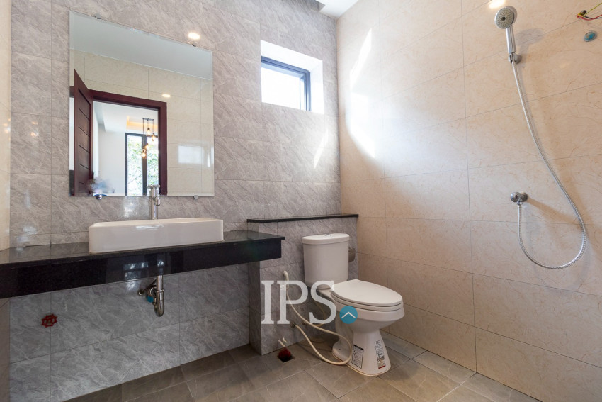 4 Bedroom House For Rent - Borey Tourism, Kandaek, Prasat Bakong, Siem Reap