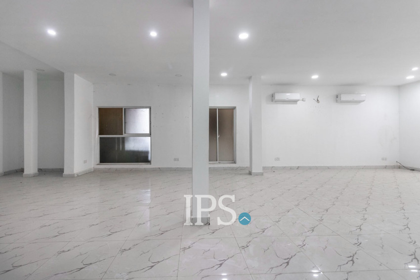 127 Sqm Office Space  For Rent - Svay Dangkum, Siem Reap