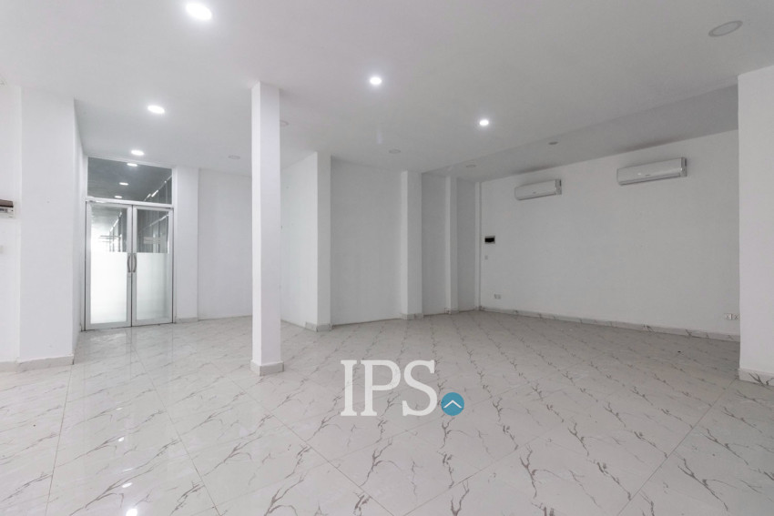 127 Sqm Office Space  For Rent - Svay Dangkum, Siem Reap