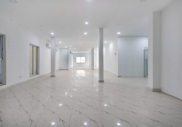 127 Sqm Office Space  For Rent - Svay Dangkum, Siem Reap thumbnail