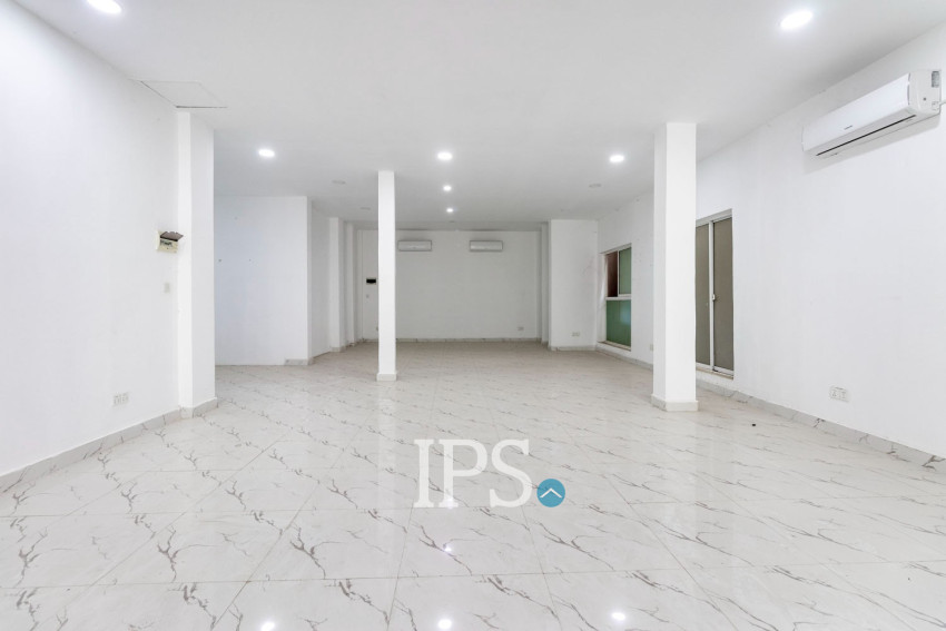 127 Sqm Office Space  For Rent - Svay Dangkum, Siem Reap