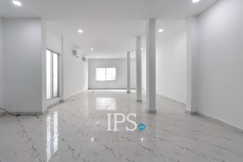 127 Sqm Office Space  For Rent - Svay Dangkum, Siem Reap