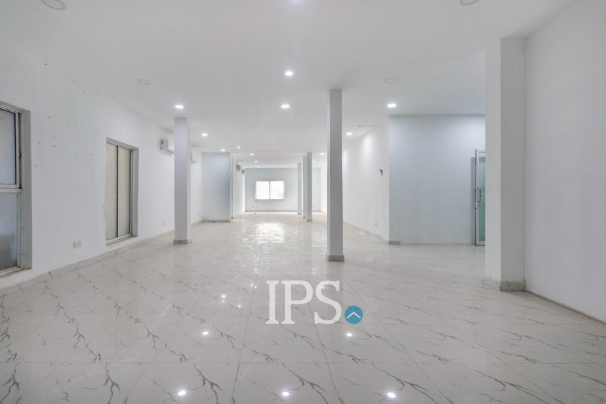 127 Sqm Office Space  For Rent - Svay Dangkum, Siem Reap