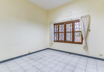 8 Bedroom Commercial Villa For Rent - BKK1, Phnom Penh thumbnail