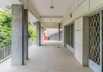 8 Bedroom Commercial Villa For Rent - BKK1, Phnom Penh thumbnail