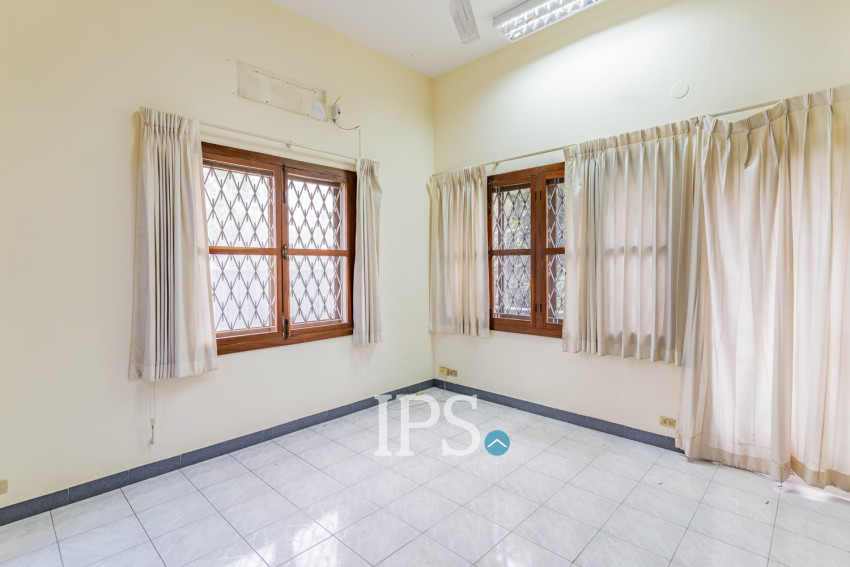 8 Bedroom Commercial Villa For Rent - BKK1, Phnom Penh