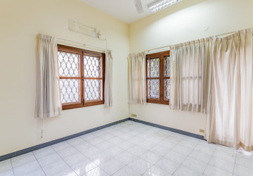 8 Bedroom Commercial Villa For Rent - BKK1, Phnom Penh thumbnail