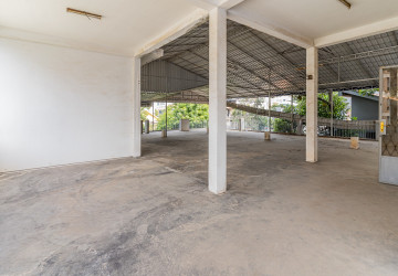 8 Bedroom Commercial Villa For Rent - BKK1, Phnom Penh thumbnail