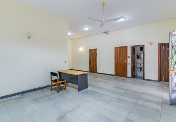 8 Bedroom Commercial Villa For Rent - BKK1, Phnom Penh thumbnail