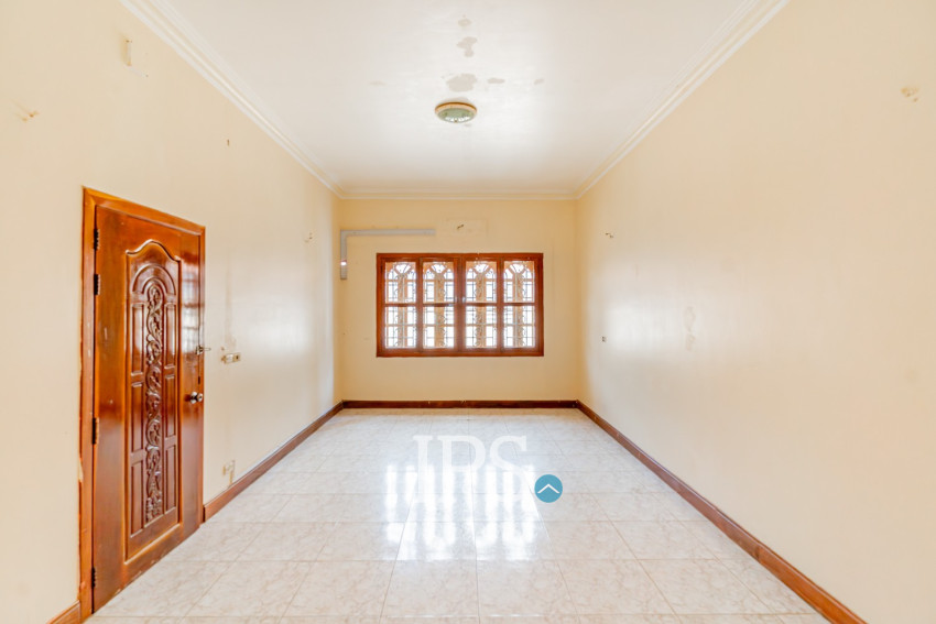8 Bedroom Commerical Villa For Rent - Boeung Kak 1, Phnom Penh