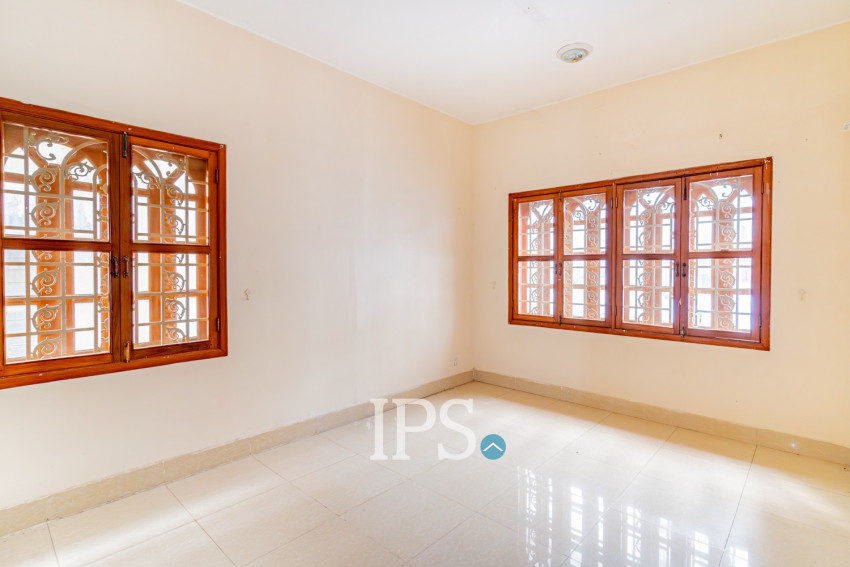 8 Bedroom Commerical Villa For Rent - Boeung Kak 1, Phnom Penh