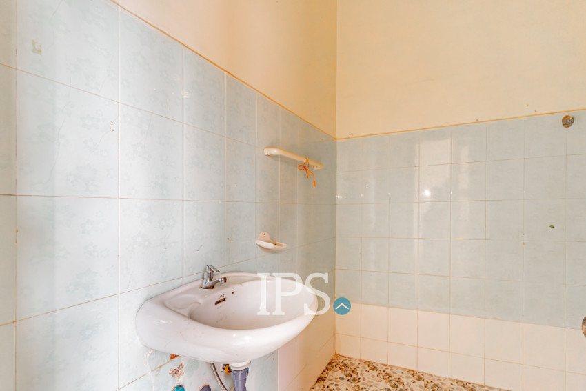 8 Bedroom Commerical Villa For Rent - Boeung Kak 1, Phnom Penh