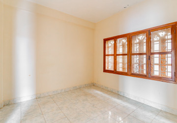 8 Bedroom Commerical Villa For Rent - Boeung Kak 1, Phnom Penh thumbnail