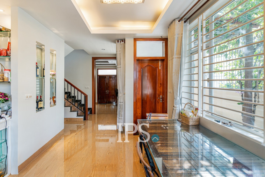 4 Bedroom Corner Villa For Rent - Grand Chroy Chongvar, Chroy Changvar,  Phnom Penh