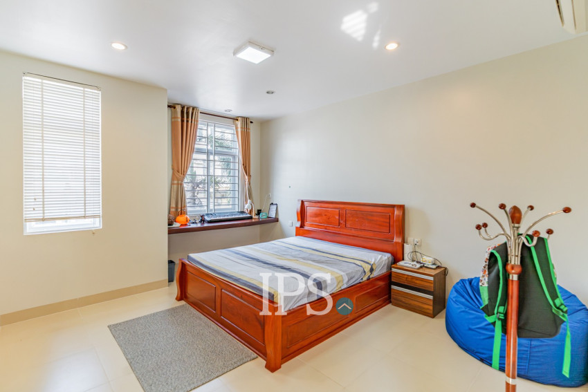 4 Bedroom Corner Villa For Rent - Grand Chroy Chongvar, Chroy Changvar,  Phnom Penh