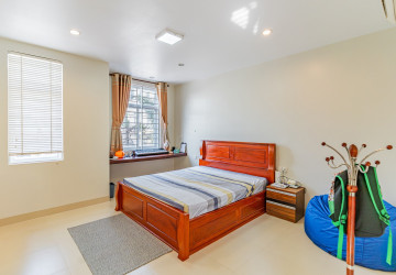 4 Bedroom Corner Villa For Rent - Grand Chroy Chongvar, Chroy Changvar,  Phnom Penh thumbnail