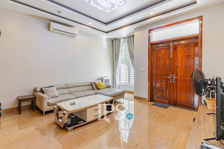 4 Bedroom Corner Villa For Rent - Grand Chroy Chongvar, Chroy Changvar,  Phnom Penh