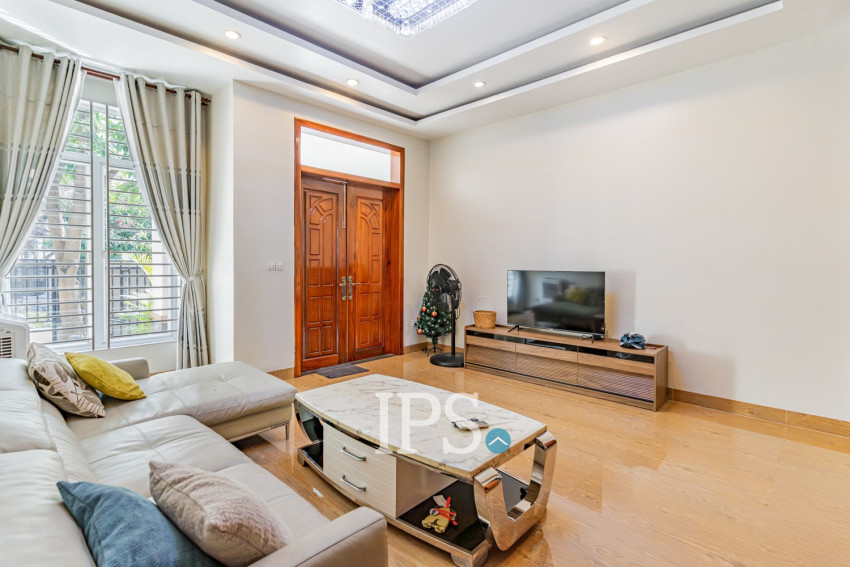 4 Bedroom Corner Villa For Rent - Grand Chroy Chongvar, Chroy Changvar,  Phnom Penh