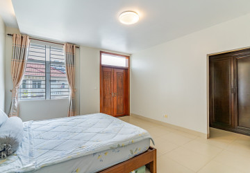 4 Bedroom Corner Villa For Rent - Grand Chroy Chongvar, Chroy Changvar,  Phnom Penh thumbnail