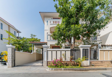 4 Bedroom Corner Villa For Rent - Grand Chroy Chongvar, Chroy Changvar,  Phnom Penh thumbnail