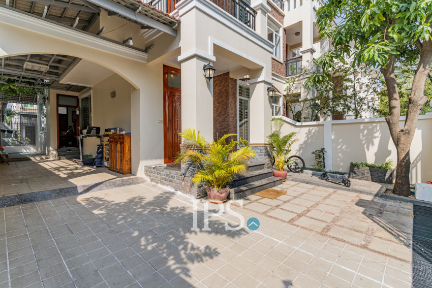 4 Bedroom Corner Villa For Rent - Grand Chroy Chongvar, Chroy Changvar,  Phnom Penh