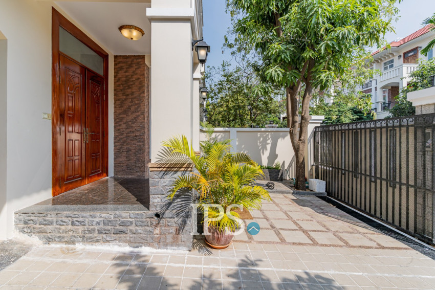 4 Bedroom Corner Villa For Rent - Grand Chroy Chongvar, Chroy Changvar,  Phnom Penh