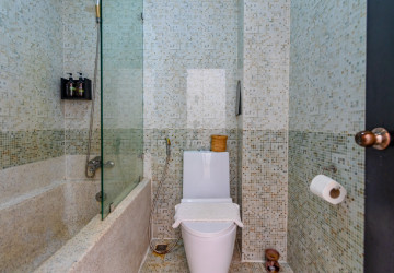 11 Bedroom Hotel For Rent - Svay Dangkum, Siem Reap thumbnail