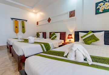 11 Bedroom Hotel For Rent - Svay Dangkum, Siem Reap thumbnail