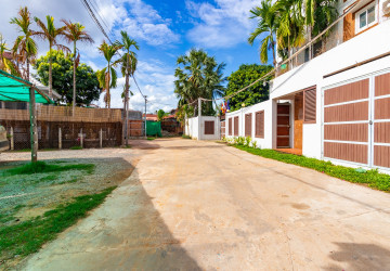 11 Bedroom Hotel For Rent - Svay Dangkum, Siem Reap thumbnail