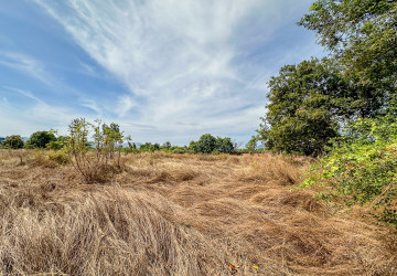 1.7 Ha Land For Sale - Kong Pisey District, Kampong Speu thumbnail