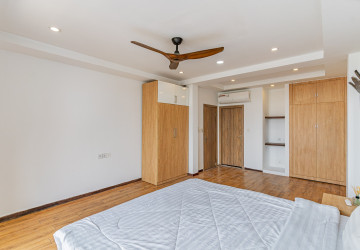 4 Bedroom Serviced Apartment For Rent - Phsar Thmei 1, Phnom Penh thumbnail