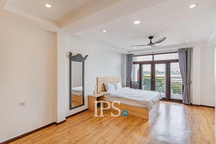 4 Bedroom Serviced Apartment For Rent - Phsar Thmei 1, Phnom Penh