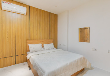 4 Bedroom Serviced Apartment For Rent - Phsar Thmei 1, Phnom Penh thumbnail