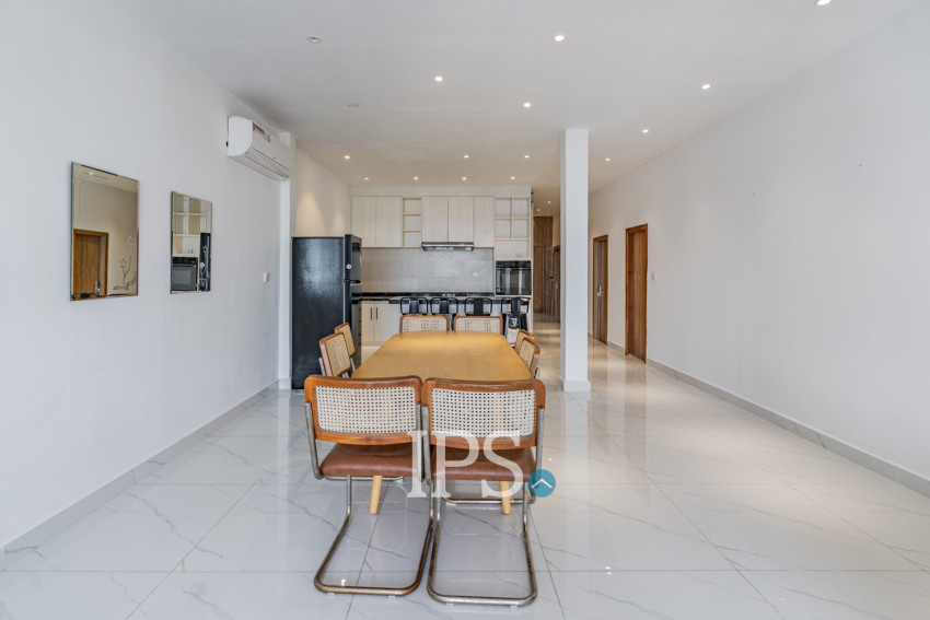4 Bedroom Serviced Apartment For Rent - Phsar Thmei 1, Phnom Penh