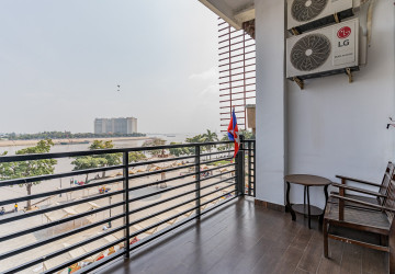 4 Bedroom Serviced Apartment For Rent - Phsar Thmei 1, Phnom Penh thumbnail