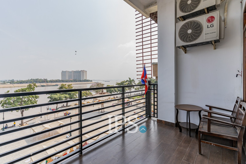 4 Bedroom Serviced Apartment For Rent - Phsar Thmei 1, Phnom Penh