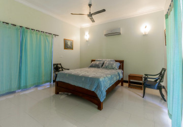 5 Bedroom Villa For Rent - Svay Dangkum, Siem Reap thumbnail