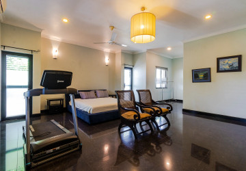 5 Bedroom Villa For Rent - Svay Dangkum, Siem Reap thumbnail