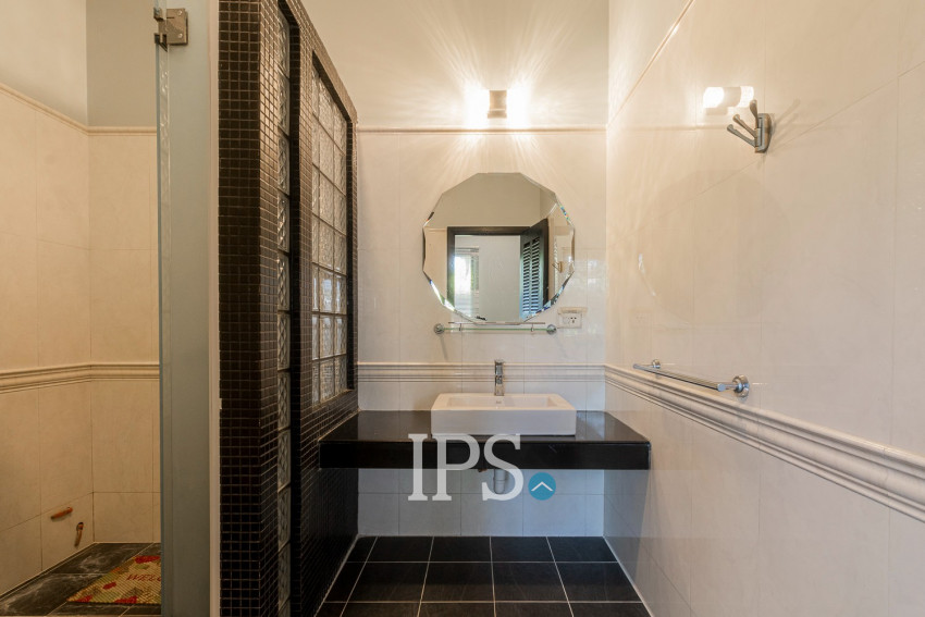 5 Bedroom Villa For Rent - Svay Dangkum, Siem Reap